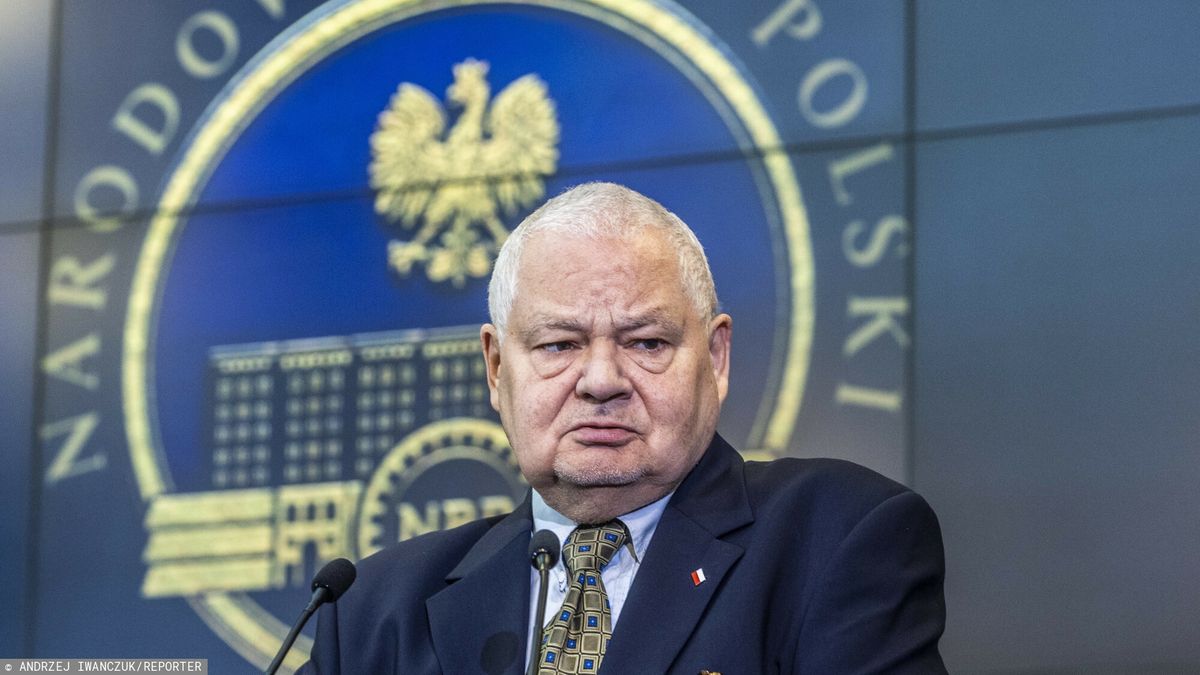 Eksperci nie mają wątpliwości, że w listopadzie RPP powinna podnieść stopy procentowe - pisze "DGP" 