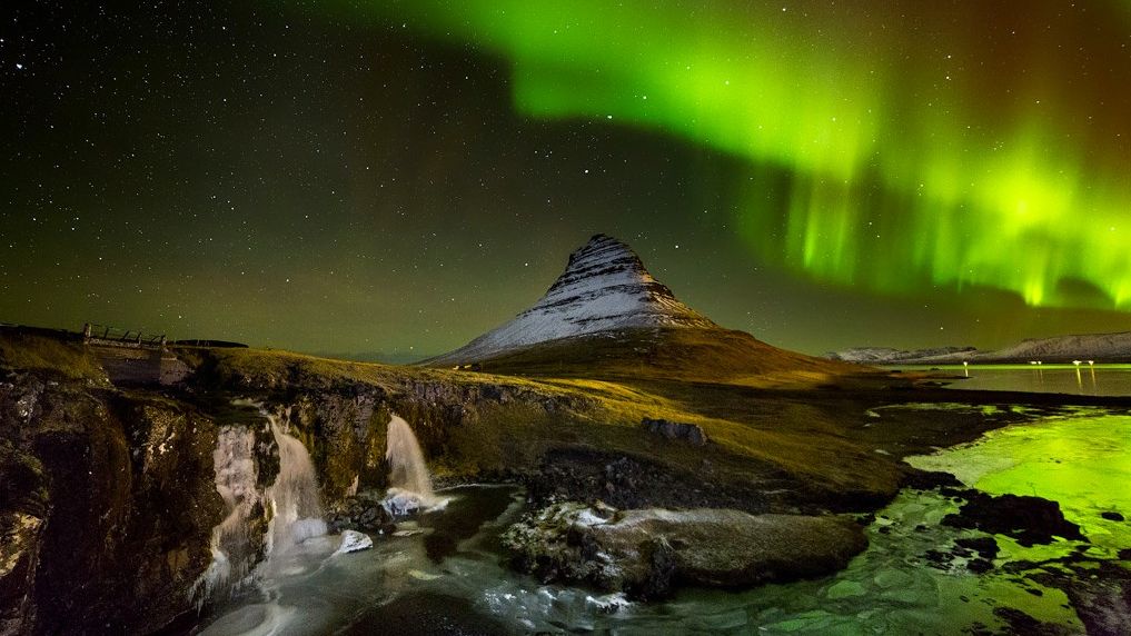 Zdumiewające zdjęcia nocnego nieba. Ten fotograf czaruje światłem 1