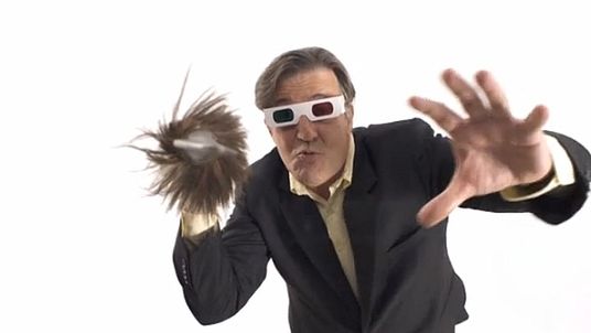 Stephen Fry wyjaśnia, czym jest Sky 3D 1