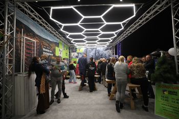 Katowice: Raj dla narciarzy i snowboardzistów! Snow Expo 2025 - sprawdź, jakie trendy królowały w MCK