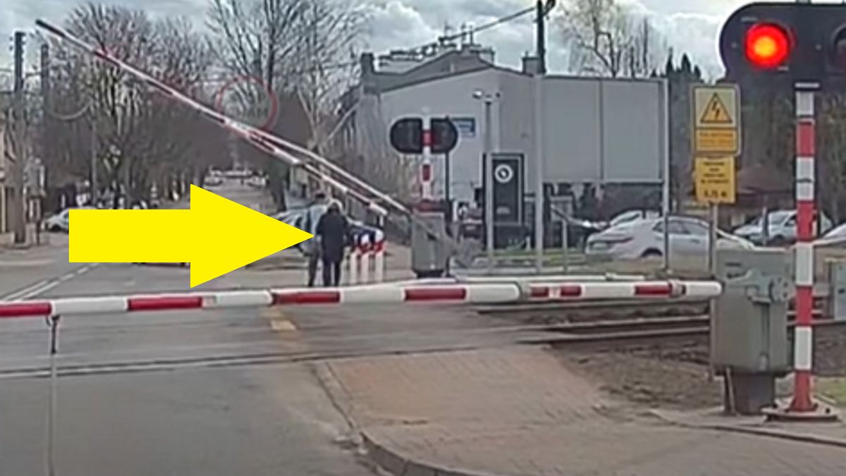 Szlaban uderzył w pieszą