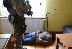 Mazowieckie. Rodzinny napad na bank w Błoniu. Prokuratura oskarża ojca i syna