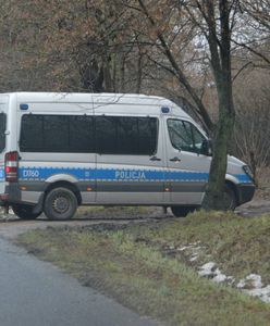 W środku nocy wszedł do domu swojej byłej żony i zaatakował młotkiem śpiące osoby. Ranny 60-latek nie przeżył