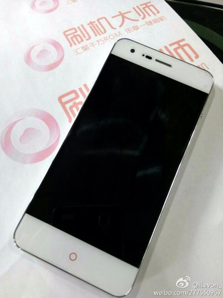 ZTE Nubia Z9, czyli smartfon bez ramek po bokach 2