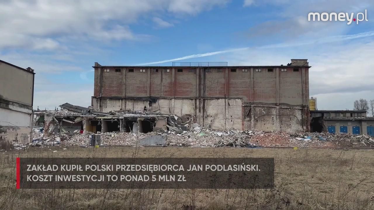 Kupił od Ukraińców firmę za 5 mln zł. Tak wygląda rozbiórka znanej fabryki w Kaliszu