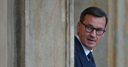 Najpierw bank, potem władza. Morawiecki znów gra o wszystko