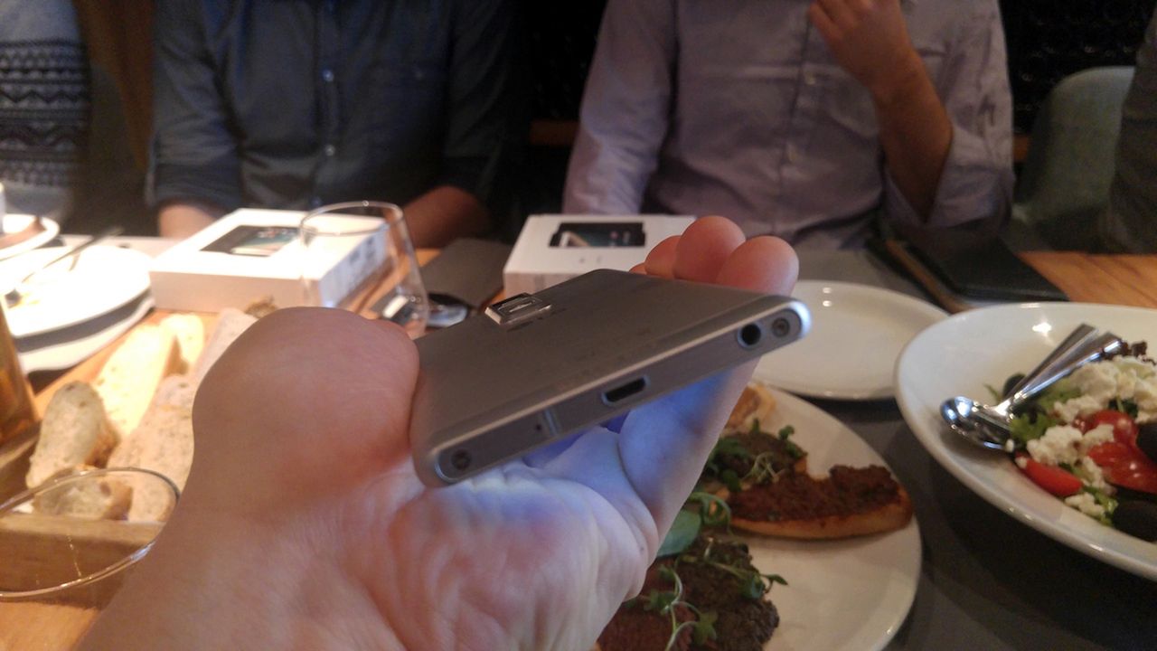 LG Zero już w Polsce. Ma metalową obudowę i niewygórowaną cenę 4
