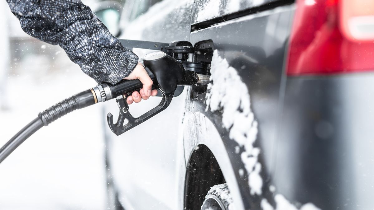 Według analityków spadną nie tylko temperatury, ale i ceny paliw