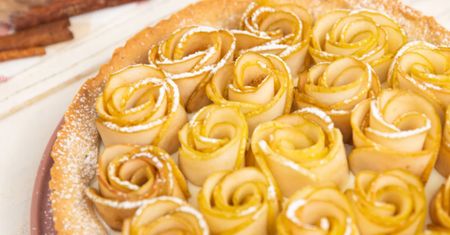 Tarta na Wielkanoc na słodko. Goście nie będą mogli oderwać od niej wzroku