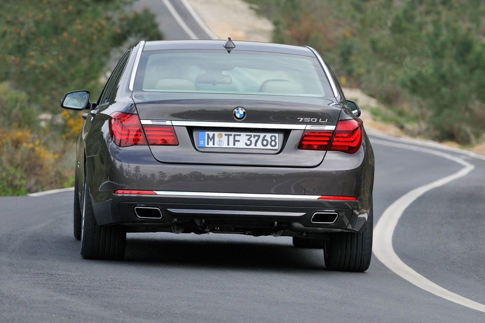 BMW serii 7 na rok 2013 - megagaleria niemieckiego okrętu flagowego 199