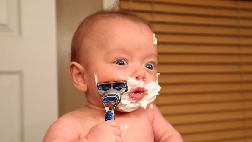 Mały chłopiec jak ''dorosły mężczyzna''. Niezwykła sesja