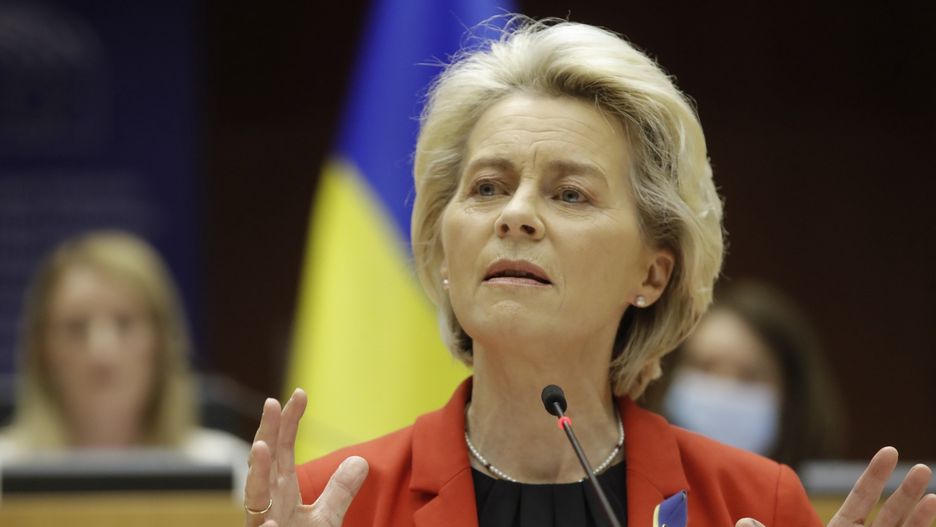 EU Parliament plenary sessionepa09844422 European Commission President Ursula von der Leyen speaks during a mini plenary session of the European Parliament in Brussels, Belgium, 23 March 2021. The session will mainly focus on the Russia - Ukraine armed conflict with the participation of the Canadian Prime Minister.  EPA/OLIVIER HOSLET Dostawca: PAP/EPA.OLIVIER HOSLET