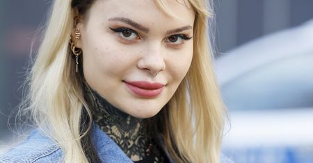Tak, to naprawdę Monika Miller. "Coś poszło nie tak"