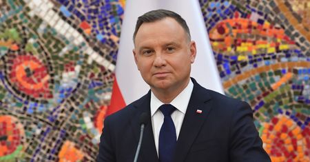 Duda ostro o Merkel i Łukaszence. "Niech sobie rozmawiają"