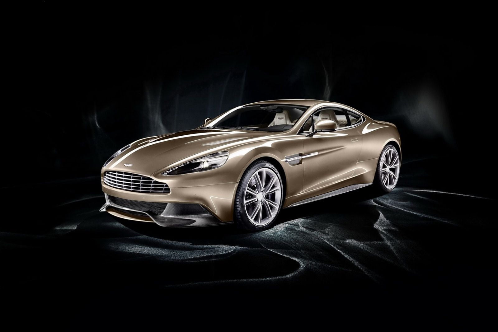 2013 Aston Martin Vanquish - uczta dla oczu [galeria] 22