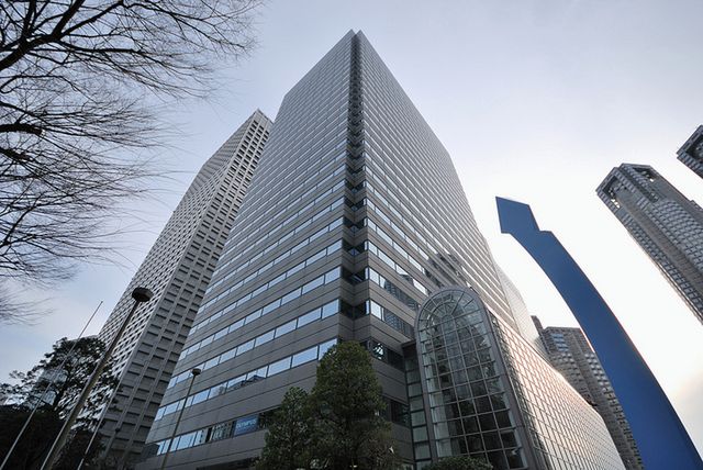 Olympus w atmosferze skandalu - były dyrektor oskarża, akcje lecą na łeb na szyję 2