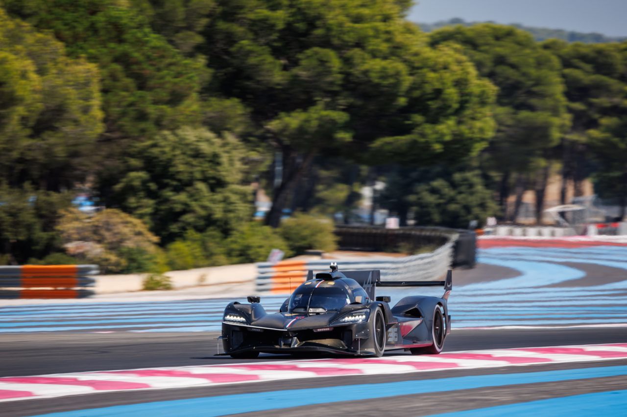 Hypercar Alpine już na torze. Samochód Francuzów po pierwszych testach