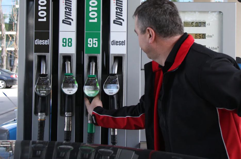 Ceny paliw na początek lipca - będzie taniej, ale wciąż bez rewelacji