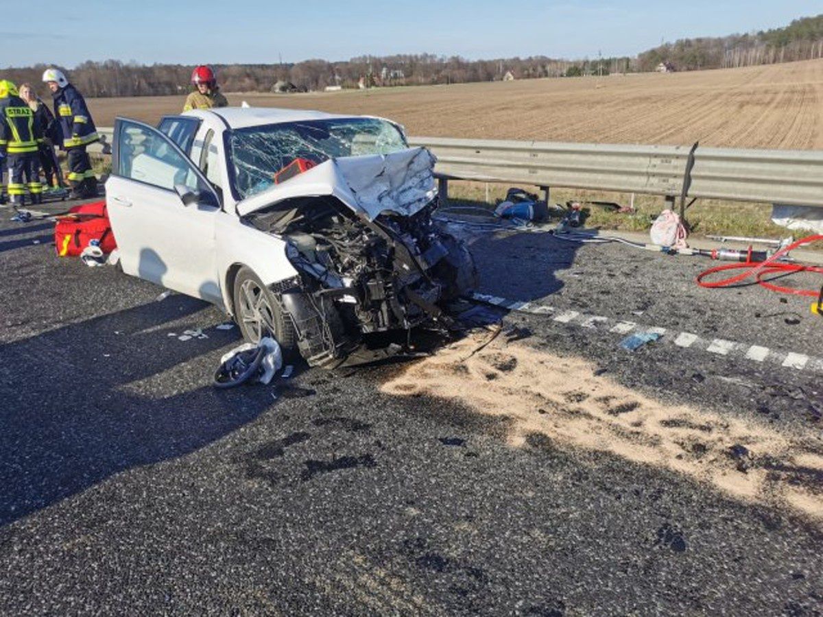 Tragiczny wypadek na S7. Nie żyją dwie osoby