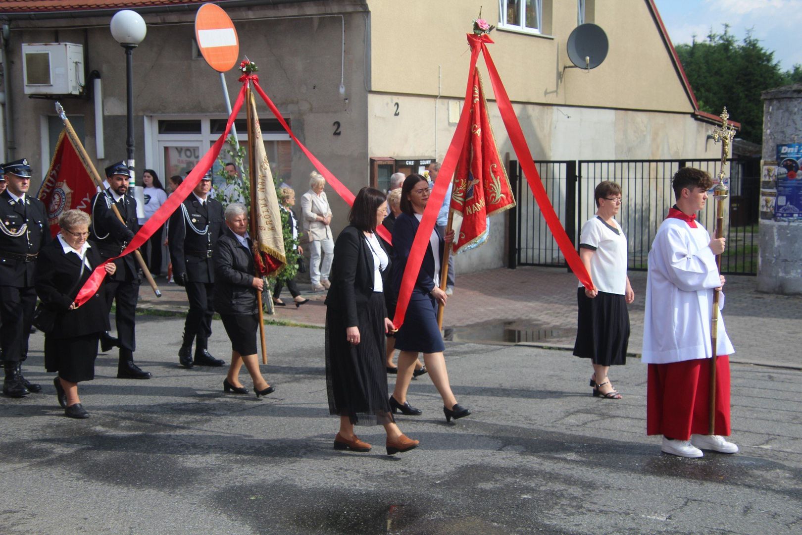 Trasa wiodła przez plac Kościuszki, ul. Kobylińską, Rynek, ul. Sienkiewicza, znów plac Kościuszki i do kościoła