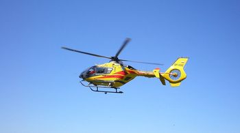 Karambol w Warszawie. Lądował śmigłowiec LPR. Ogromne utrudnienia