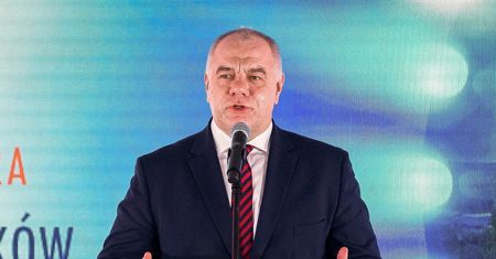 Jacek Sasin dla money.pl: Czas mądrego interwencjonizmu państwa
