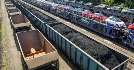 Zaskakujący efekt wojny w Ukrainie. Napędza tranzyt kolejowy