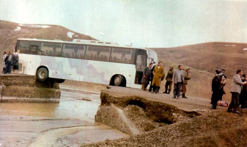 Jak oni to zrobili? Czyli najdziwniejsze wypadki samochodowe 32