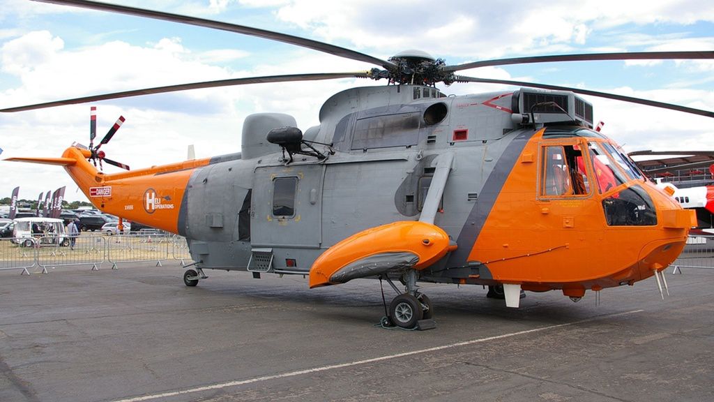 Sea King należący do firmy HeliOperations wykonującej przeglądy 