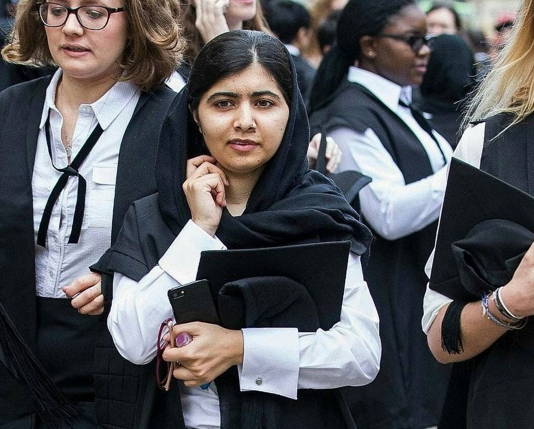 Ataki na Malalę Yousafzai. Nie podoba się, że nosi jeansy i buty na obcasach