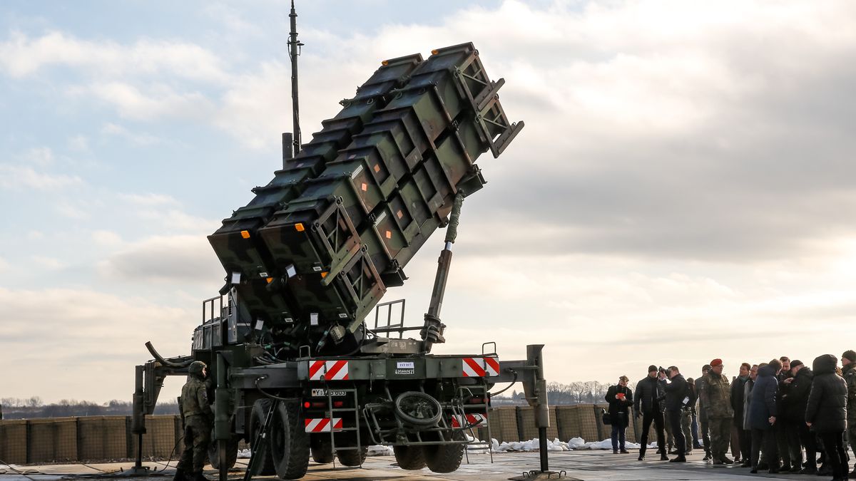 German servicemen operate a launcher of MIM 104 Patriot surface-to-air defence system batteries during German Minister of Defence Boris Pistorius visit to the German compound of military training ground German Patriot defence systems are placed in Jasionka near Rzeszow, Poland, on January 23, 2025. German army has two Patrion defence systems in Poland. Boris Pistorius arrived in Poland to meet German military servicemen who serve on NATO's Eastern Flank in Poland. Two Ministers will also discuss an issue of European investments in defence in the face of the Russian threat. (Photo by Dominika Zarzycka/NurPhoto via Getty Images)