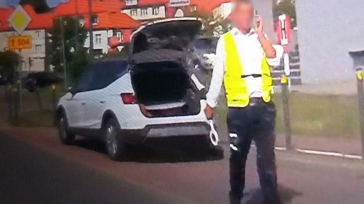 Przebieraniec został zdemaskowany