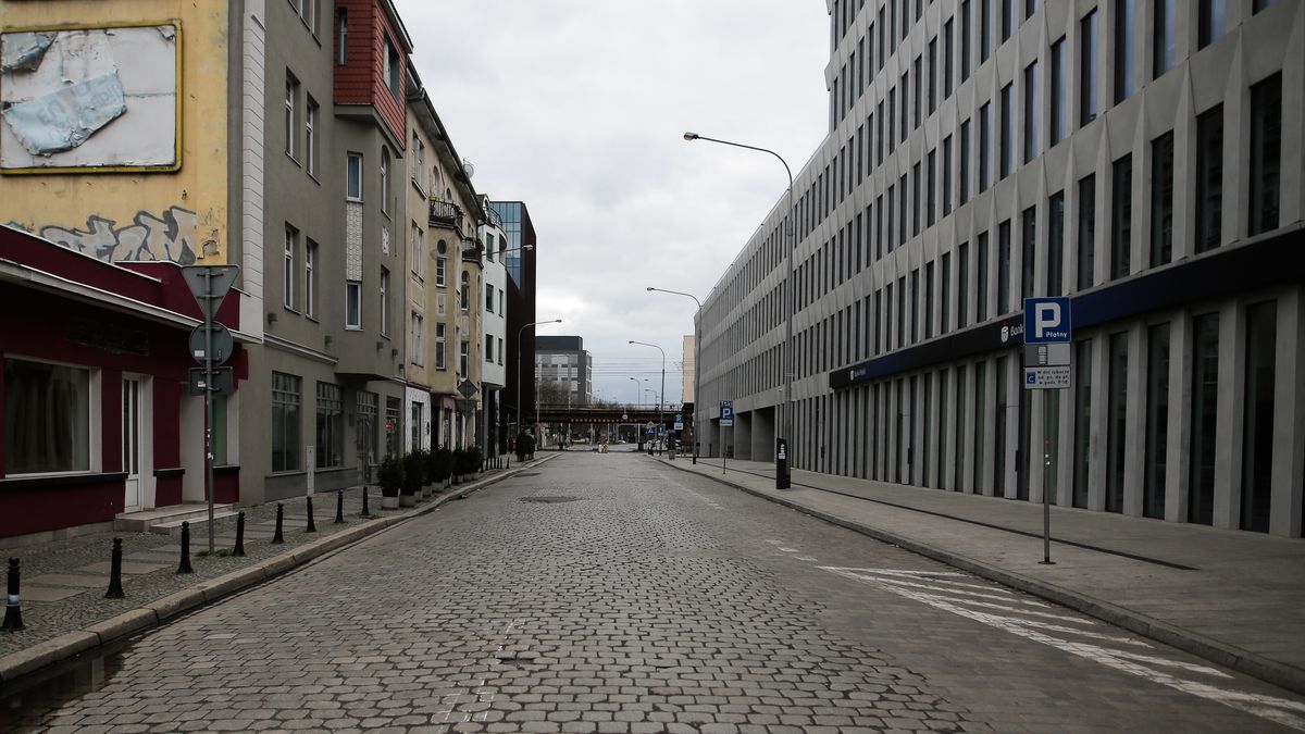 Świat stanął, spadło zapotrzebowanie na prąd o 12 proc.