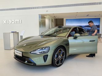 Chińskie elektryki podbiją Europę. Zaszkodzą BMW i Mercedesowi