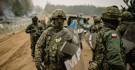 Press Club Polska: "osoby w mundurach Wojska Polskiego" zaatakowały fotoreporterów