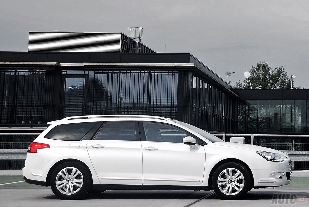 Citroen C5 Tourer vs. Ford Mondeo Kombi
