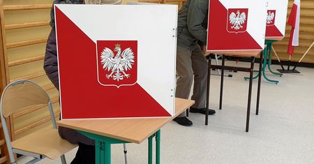 PiS chce wydłużyć kadencję samorządów. Zdaniem Kaczyńskiego to "konieczność techniczna"