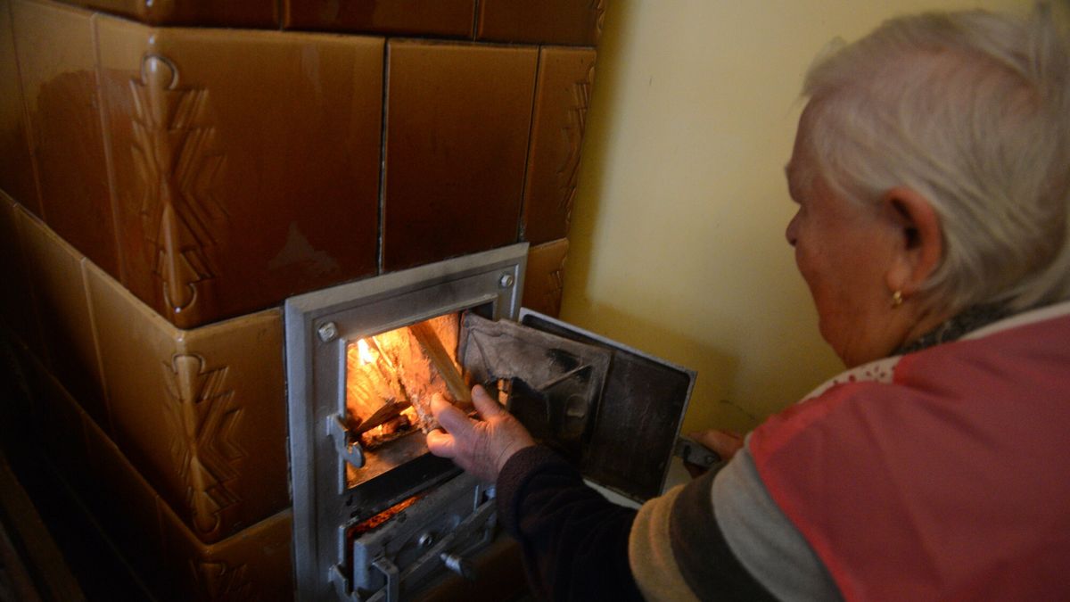 Piec kaflowy, piec na węgiel