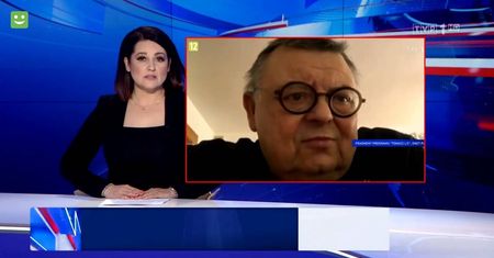 "Wiadomości" uderzają w Manna. Tłumaczą, skąd ta krytyka pod adresem PiS