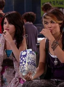Selena Gomez biseksualna w "Czarodziejach z Waverly Place"?