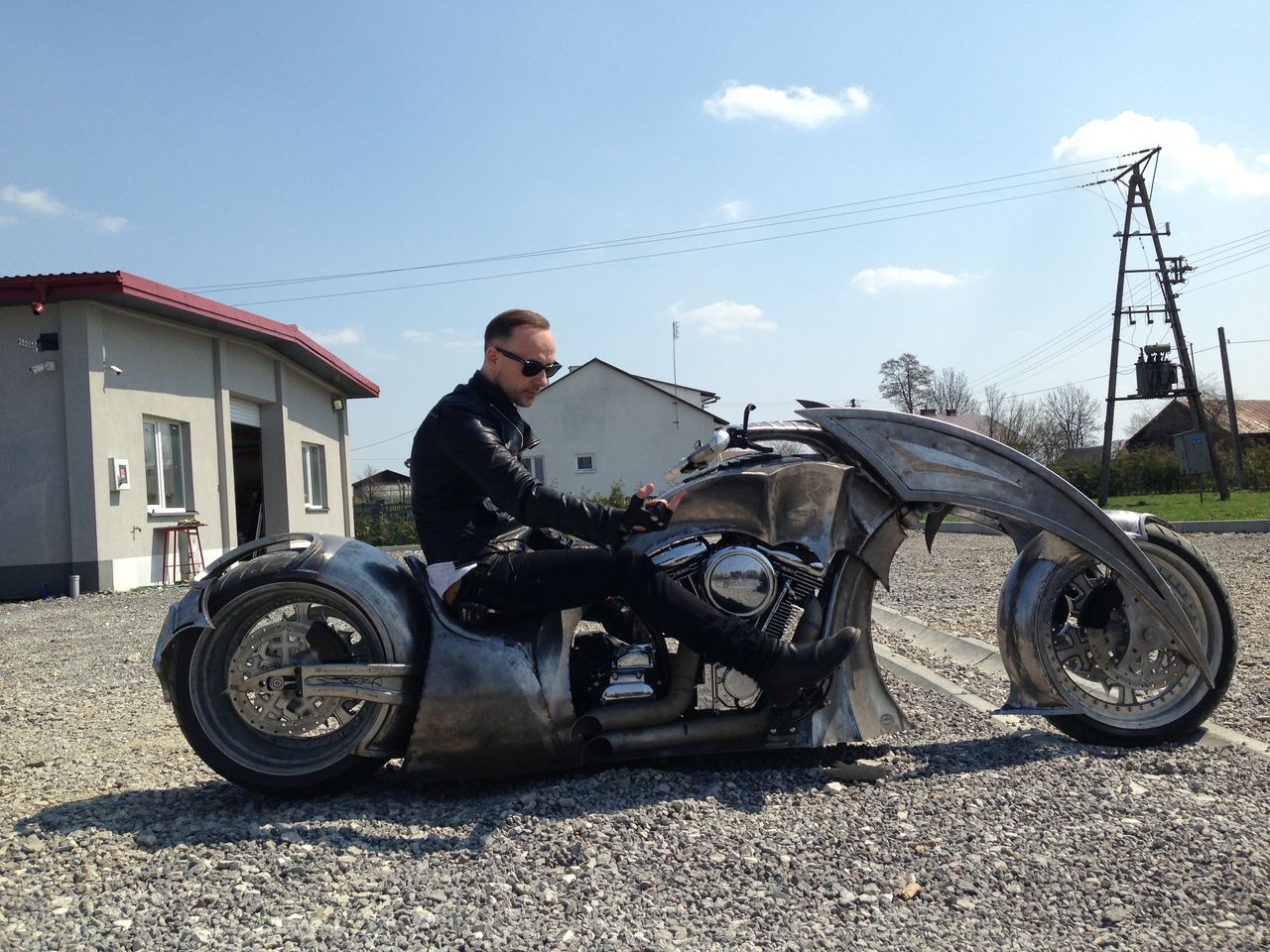 Motocykl Nergala na sprzedaż. Cena to okrągły milion złotych