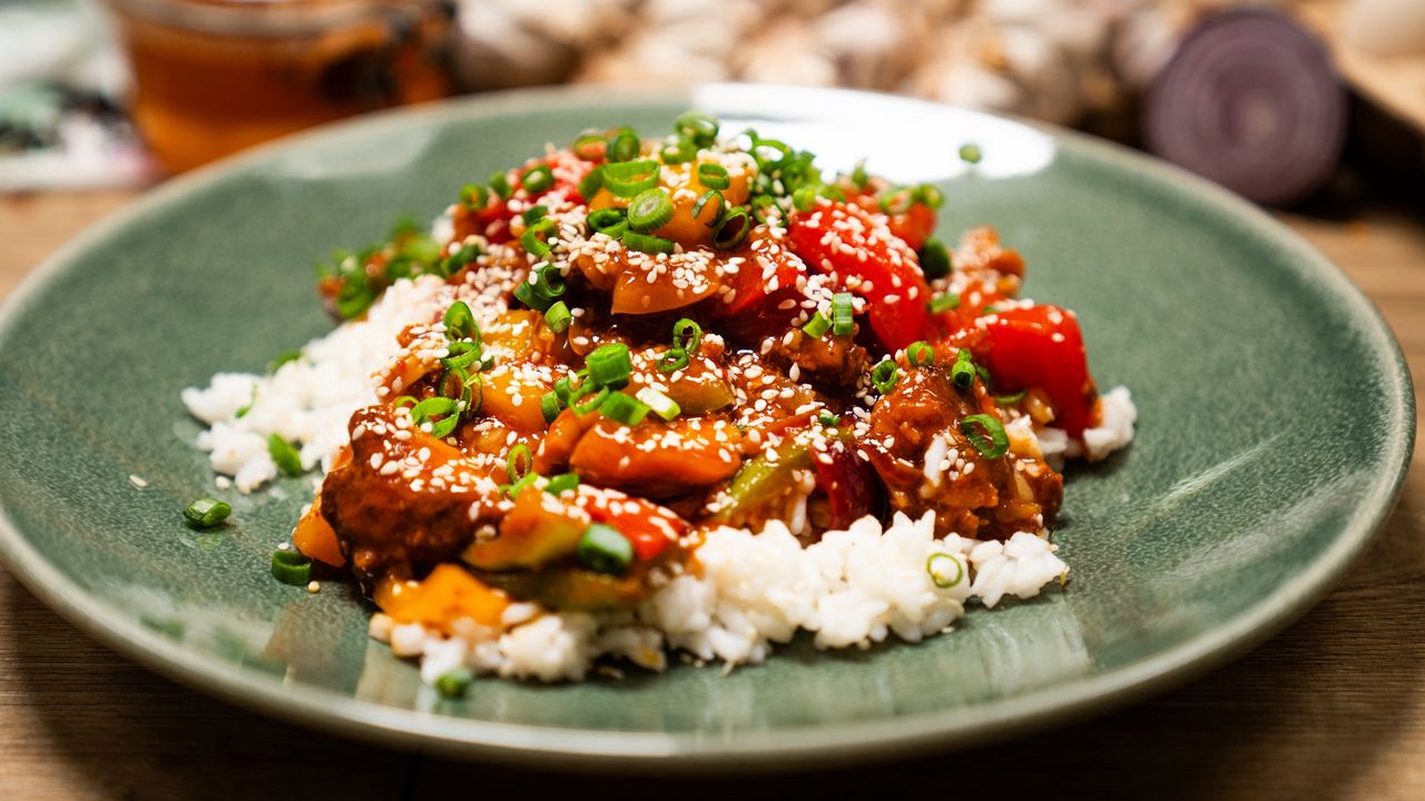 Teriyaki chicken with rice: Elevate your dinner with this simple recipe