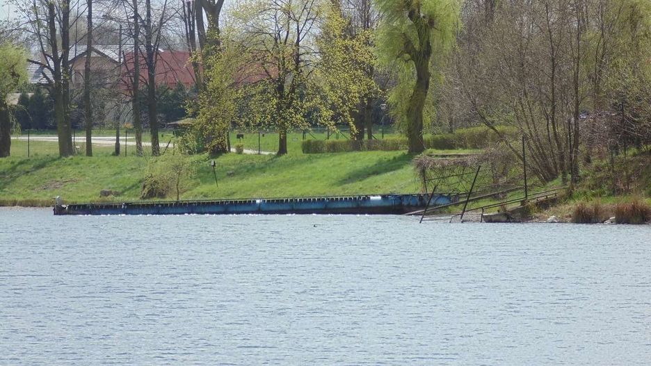Środkowe jezioro na Krukach w czasach PRL przez wiele lat służyło jako kąpielisko