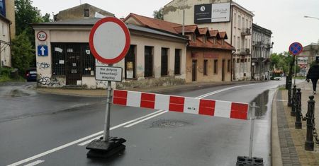 Parkowanie zakazane, ulica zamknięta. Kierowców czekają utrudnienia w centrum Lublina