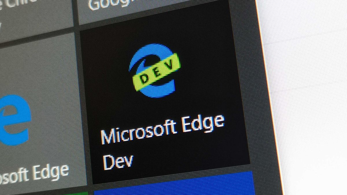 Microsoft Edge Dev pozwala na synchronizację kart, fot. Oskar Ziomek