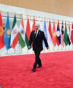 Znów na czerwonym dywanie. Tak powitano Putina w Chinach