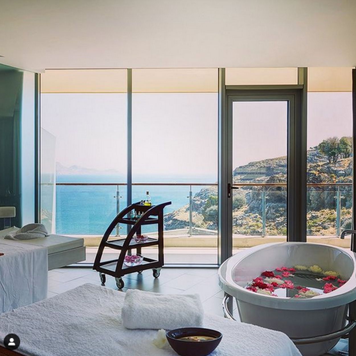 To tu wypoczywają Joanna Opozda i Antek Królikowski