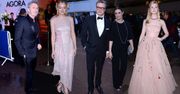 Cannes 2019. Gwiazdy w drodze na ceremonię wręczenia nagród Chopard Trophee: Paweł Pawlikowski, Dakota Fanning, Elle Fanning