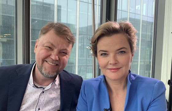 Monika Zamachowska promuje inwestycje na amerykańskiej giełdzie z firmą Stoksoft