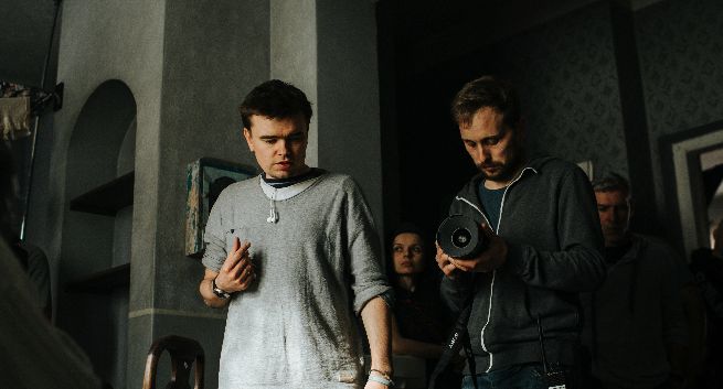 Canal+ kręci serial „Król”. Grają Arkadiusz Jakubik, Magdalena Boczarska, Andrzej Seweryn i Borys Szyc